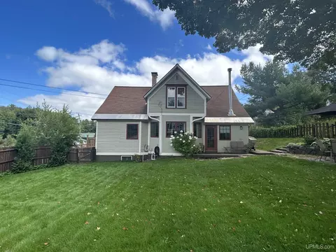 168 Davis, Ishpeming, MI 49849 photo 6