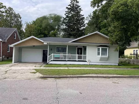 205 W Washington, Caro, MI 48723