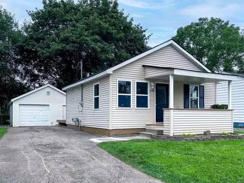 1324 Donovan, Burton, MI 48529