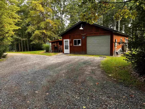 806 Peasley, Harrison, MI 48625 photo 4