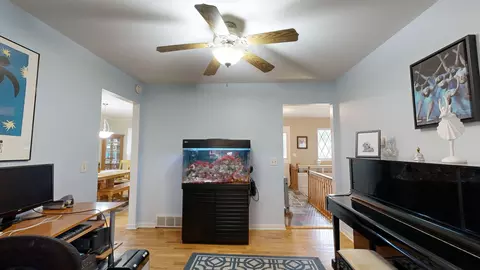 1015 Skyview, Flushing, MI 48433 photo 25