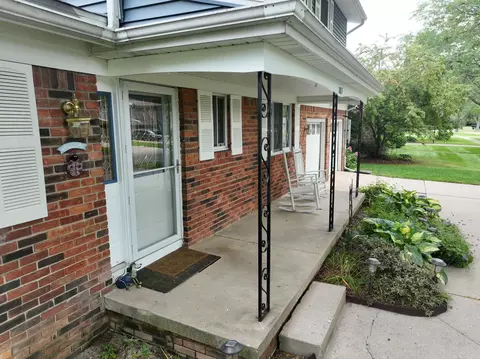 1015 Skyview, Flushing, MI 48433 photo 7