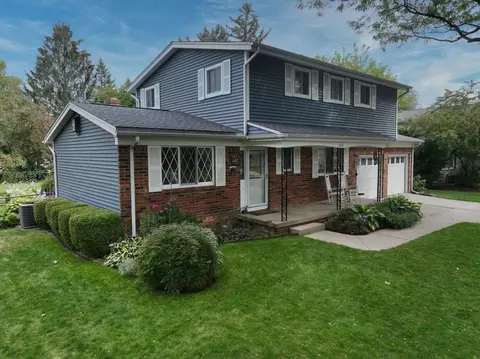 1015 Skyview, Flushing, MI 48433 photo 5