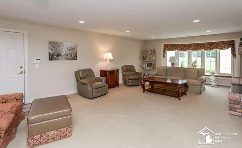 222 E Temperance, Temperance, MI 48182 photo 8