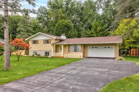 7937 Una, Saginaw, MI 48609