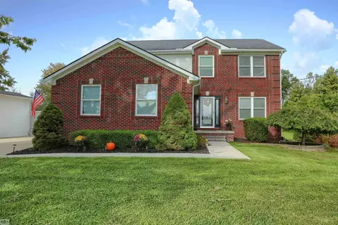 71237 Weeks Rd, Richmond, MI 48062