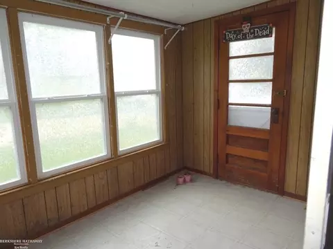 803 Smith, Algonac, MI 48001 photo 4