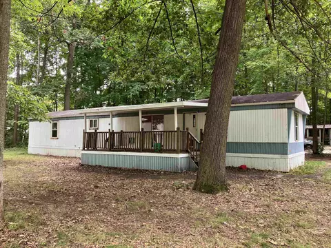 4297 Pebble Bch, Gladwin, MI 48624