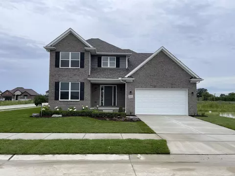 56641 Via Nesso UNIT 45, Macomb, MI 48042