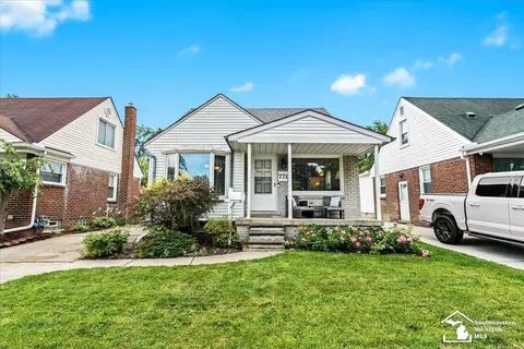 771 Harrison, Lincoln Park, MI 48146