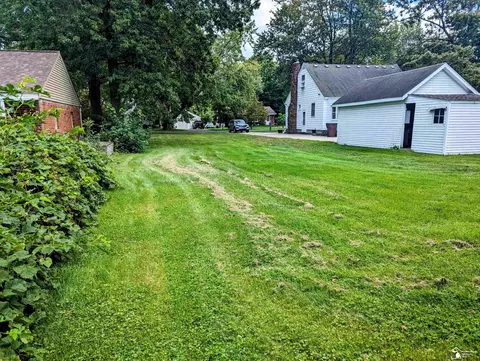 2129 Vivian, Monroe, MI 48162 photo 21