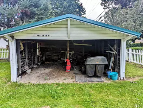 2129 Vivian, Monroe, MI 48162 photo 22