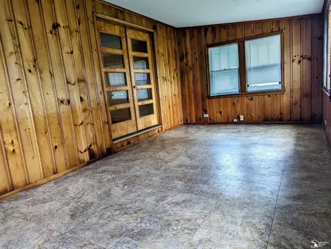 2129 Vivian, Monroe, MI 48162 photo 17
