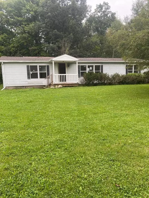8116 W Alger, Alger, MI 48610