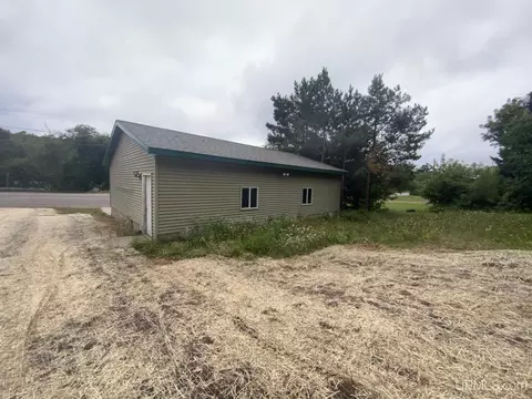 104 Ready, Ishpeming, MI 49849 photo 5