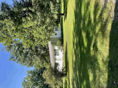 174 W Miller Rd, Midland, MI 48640