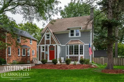 1438 Yorkshire, Grosse Pointe Park, MI 48230