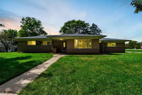 53775 Starlite, Shelby Township, MI 48316