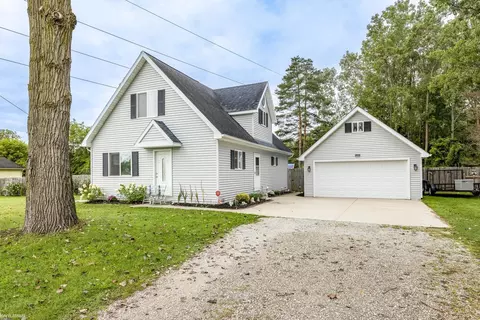 2331 Range Rd, Kimball, MI 48074