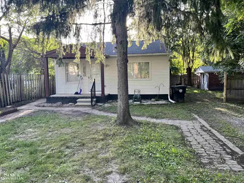15331 Garfield, Redford, MI 48239