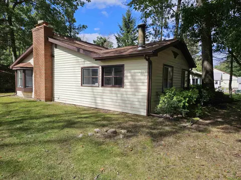 4340 N Eberhart, Harrison, MI 48625 photo 12