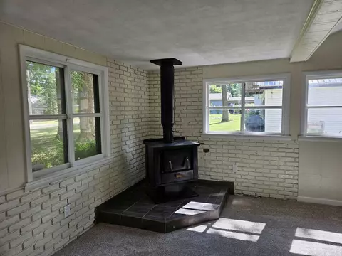 4340 N Eberhart, Harrison, MI 48625 photo 6