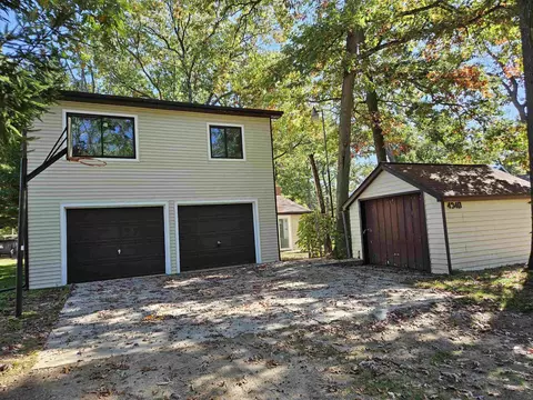 4340 N Eberhart, Harrison, MI 48625 photo 31