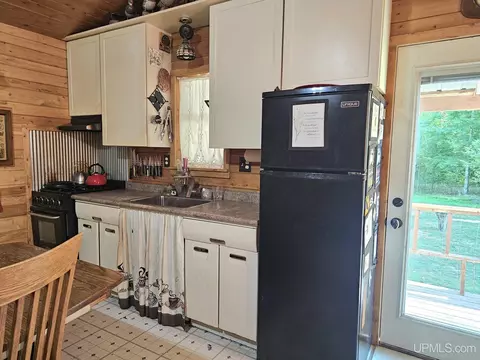1749 W Edge, Germfask, MI 49836 photo 9