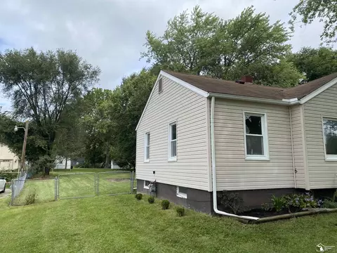 1936 W Sterns, Temperance, MI 48182 photo 10