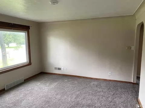 1936 W Sterns, Temperance, MI 48182 photo 11