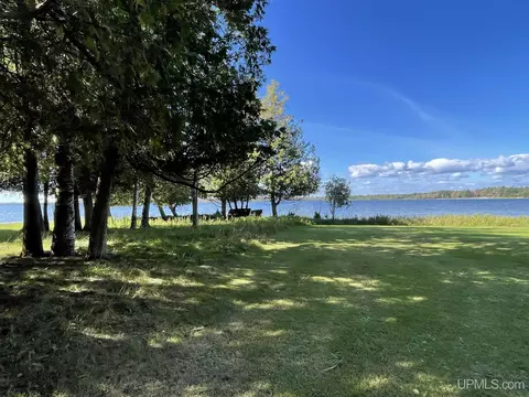 Tbd Corbridge Rd, Gulliver, MI 49840 photo 2