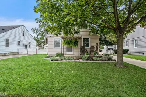 22081 Nevada, Eastpointe, MI 48021