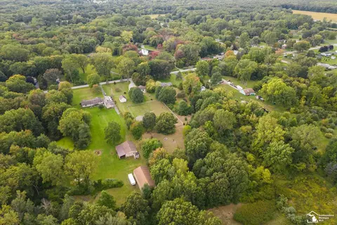 9640 Douglas, Temperance, MI 48182 photo 46