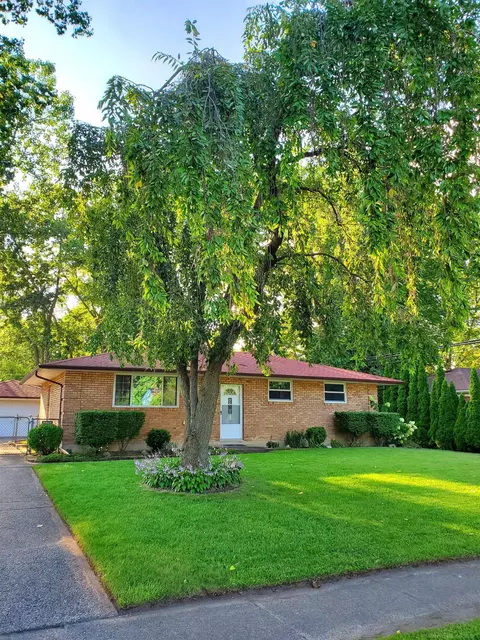 37051 Kellogg, Clinton Township, MI 48036