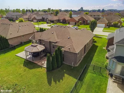 16455 Moore Park, Macomb, MI 48044 photo 44