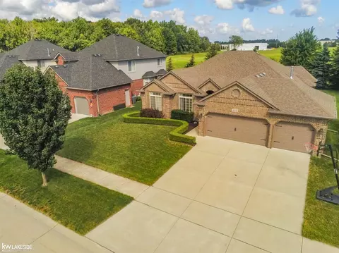 16455 Moore Park, Macomb, MI 48044 photo 49
