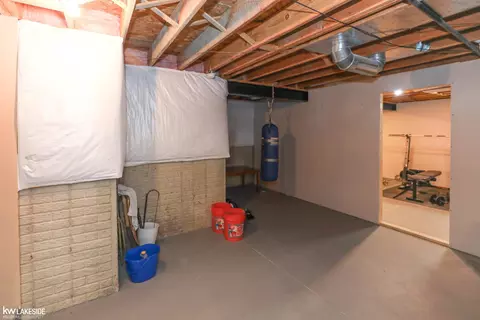 16455 Moore Park, Macomb, MI 48044 photo 40