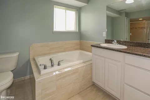 16455 Moore Park, Macomb, MI 48044 photo 31