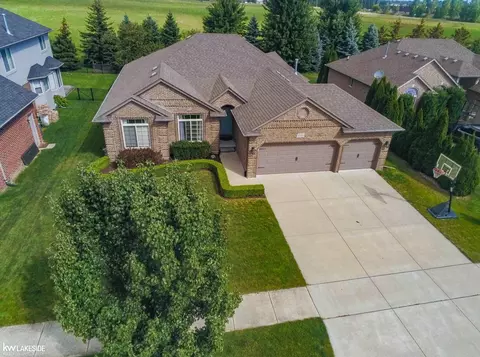 16455 Moore Park, Macomb, MI 48044 photo 47