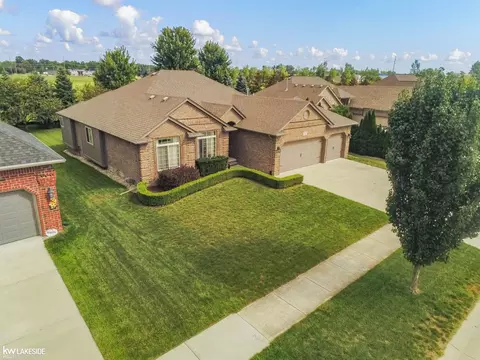 16455 Moore Park, Macomb, MI 48044 photo 48