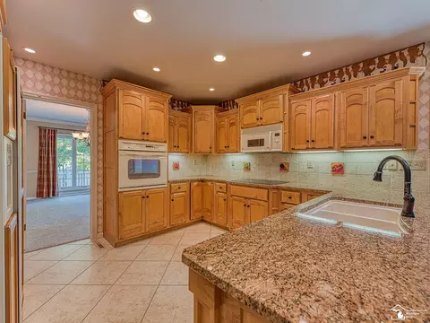 5472 Brookshire, Monroe, MI 48161 photo 13