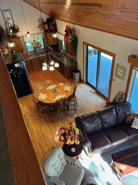 670 S Ely, Ithaca, MI 48847 photo 16
