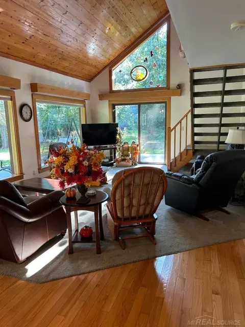 670 S Ely, Ithaca, MI 48847 photo 13