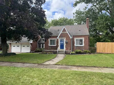 23091 Firwood, Eastpointe, MI 48021