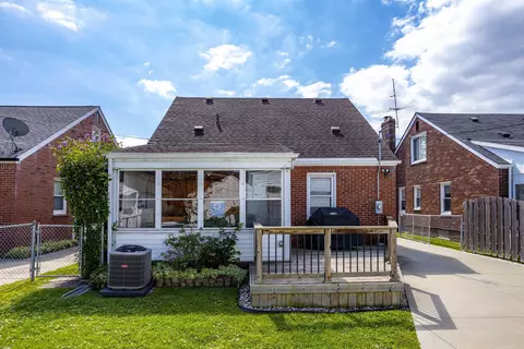 2000 Lennon, Grosse Pointe Woods, MI 48236 photo 47