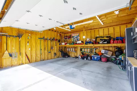 2000 Lennon, Grosse Pointe Woods, MI 48236 photo 41