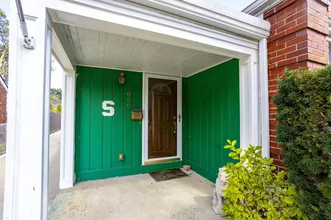 2000 Lennon, Grosse Pointe Woods, MI 48236 photo 6