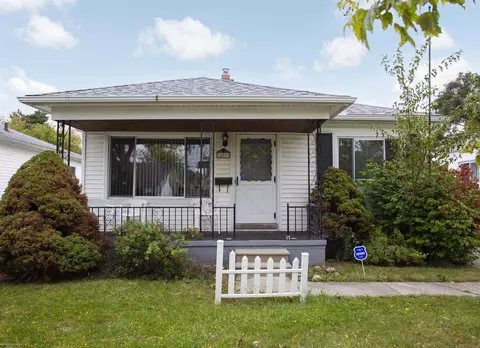24859 Lexington, Eastpointe, MI 48021