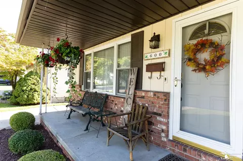 600 Toll, Monroe, MI 48162 photo 3