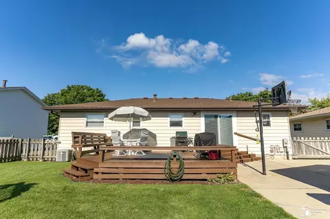 600 Toll, Monroe, MI 48162 photo 9